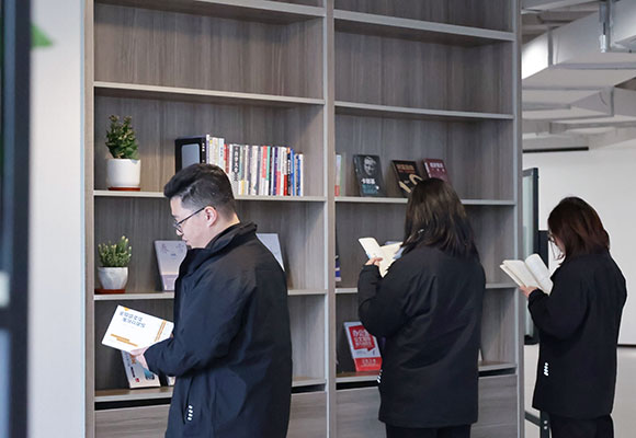 ��8ͷ�����(�й���½)-�ٷ���վ